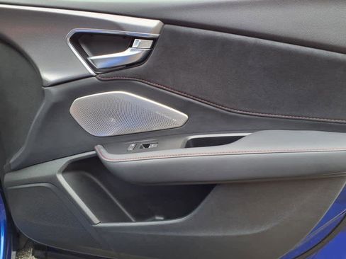 Used 2025 Acura RDX A-Spec image 8