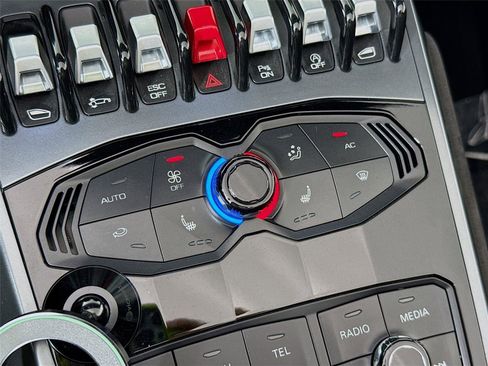 Used 2019 Lamborghini Huracan LP 580-2 image 13