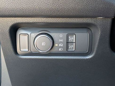 New 2025 Ford Ranger XLT w/ Equipment Group 301A High image 21