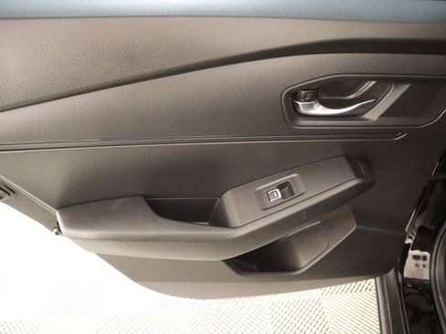 Used 2023 Honda Accord EX image 17