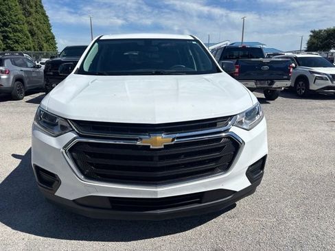 Used 2020 Chevrolet Traverse LS FWD image 2