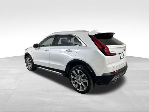 Used 2023 Cadillac XT4 Premium Luxury image 4