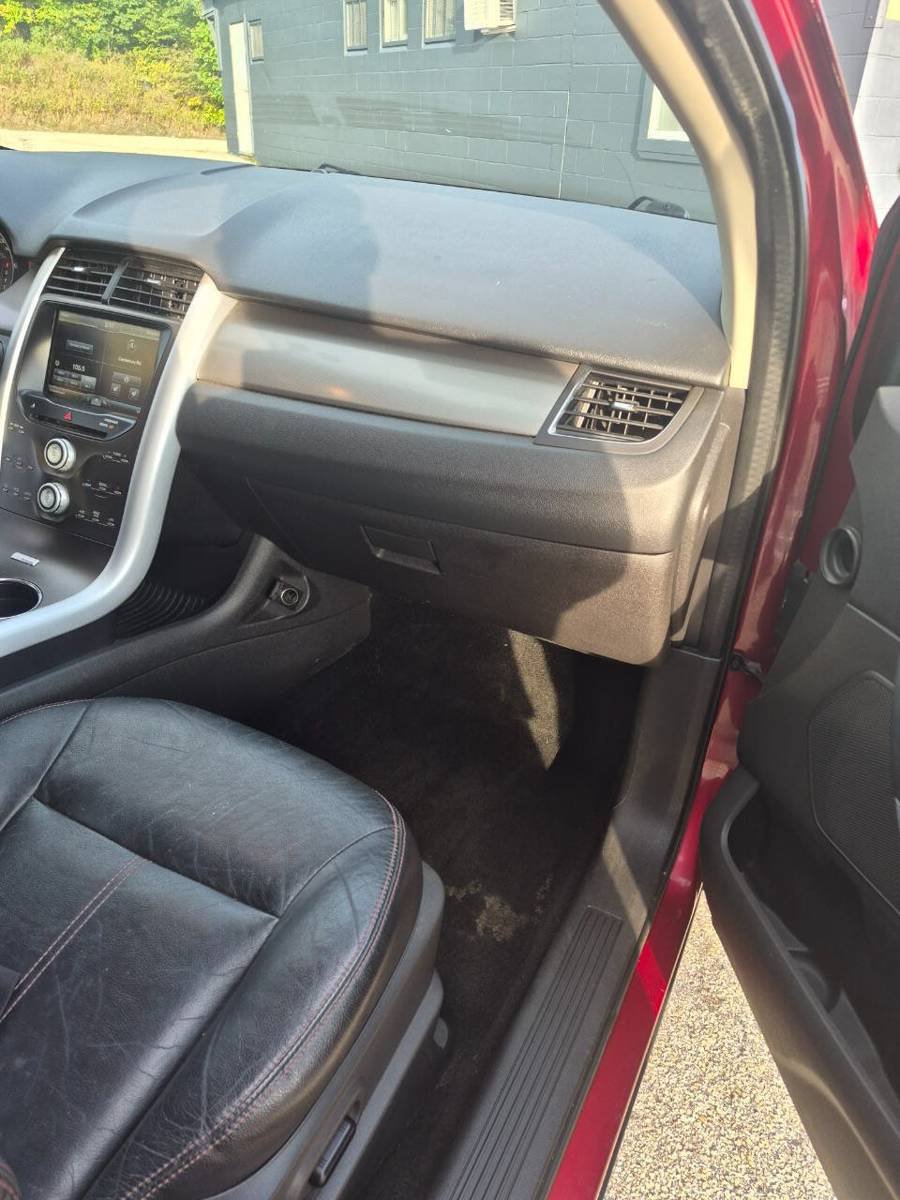 Used 2013 Ford Edge SEL AWD/4WD image 7