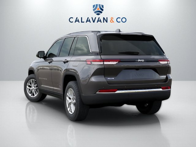 New 2026 Jeep Grand Cherokee Laredo AWD/4WD image 3