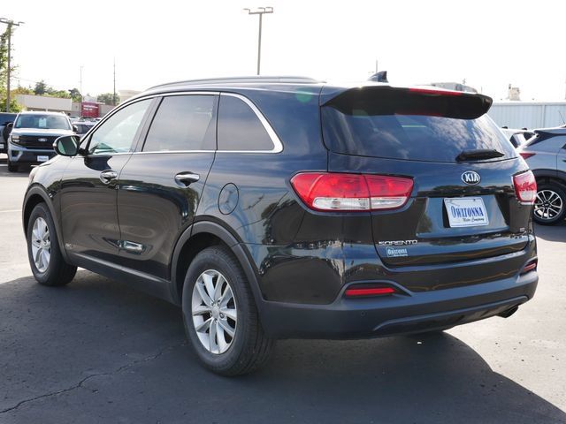 Used 2016 Kia Sorento AWD w/ LX Convenience Package image 3