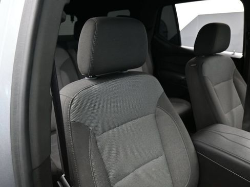 Used 2023 Chevrolet Traverse LT FWD image 44