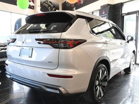 New 2026 Mitsubishi Outlander SEL AWD/4WD image 15