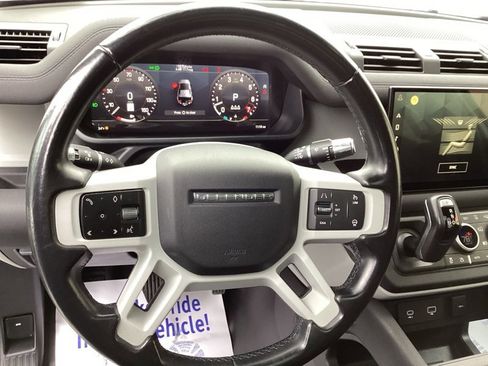 Used 2022 Land Rover Defender 110 X-Dynamic SE image 29