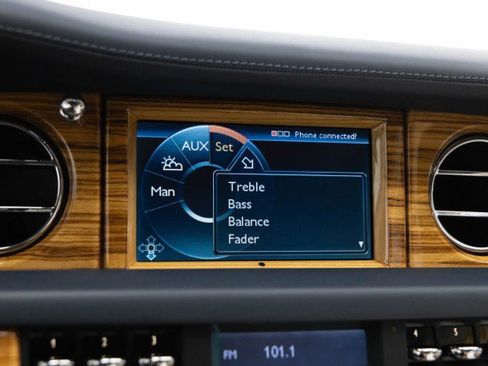 Used 2010 Rolls-Royce Phantom Coupe image 30