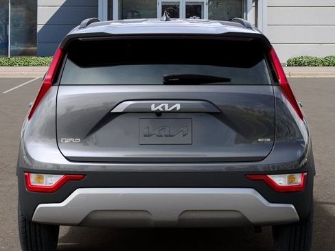 New 2026 Kia Niro EX FWD image 16