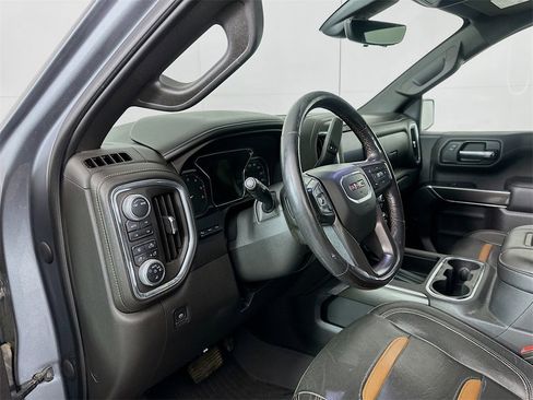 Used 2020 GMC Sierra 1500 AT4 w/ AT4 Premium Package image 9