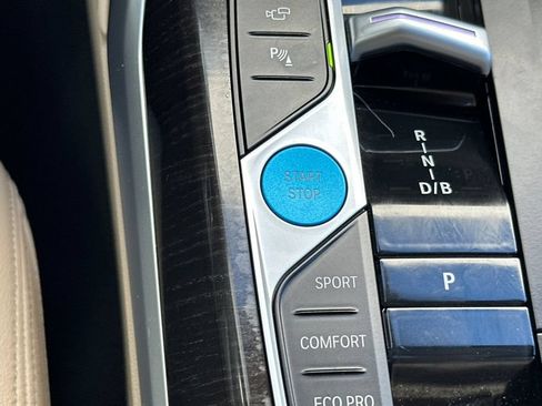 Used 2023 BMW i4 eDrive35 RWD image 25