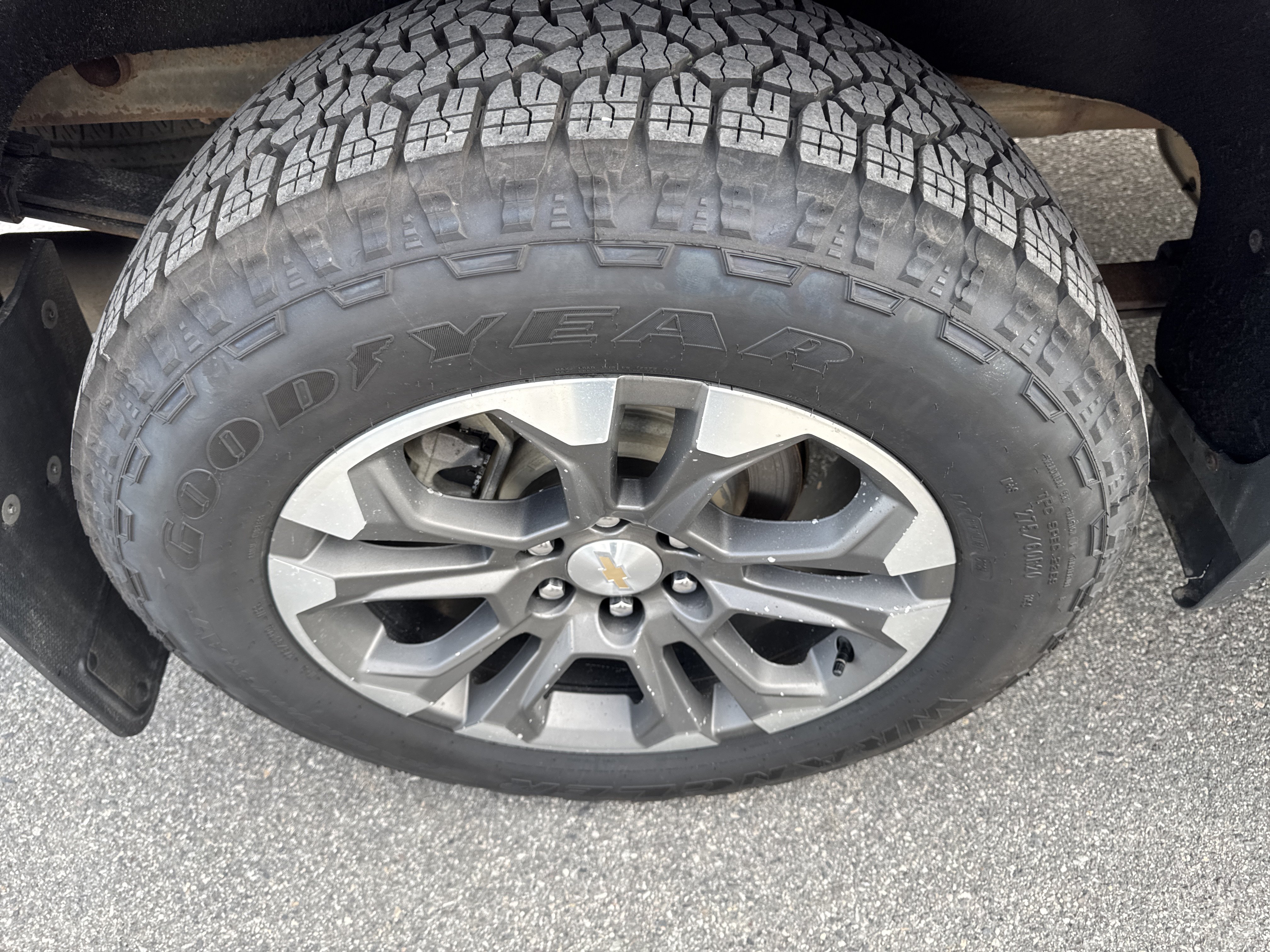 Used 2023 Chevrolet Silverado 1500 High Country AWD/4WD image 11