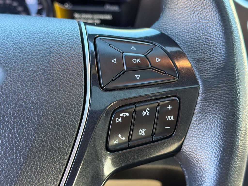 Used 2018 Ford Explorer Limited AWD/4WD image 33
