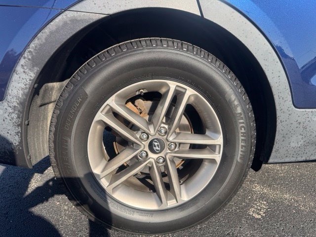 Used 2017 Hyundai Santa Fe Sport w/ Cargo Package AWD/4WD image 12