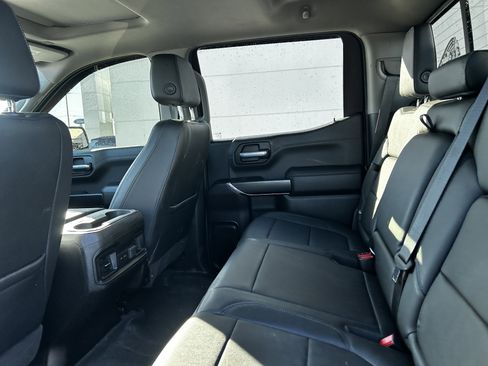 Used 2021 Chevrolet Silverado 1500 LT Trail Boss w/ Convenience Package II image 11