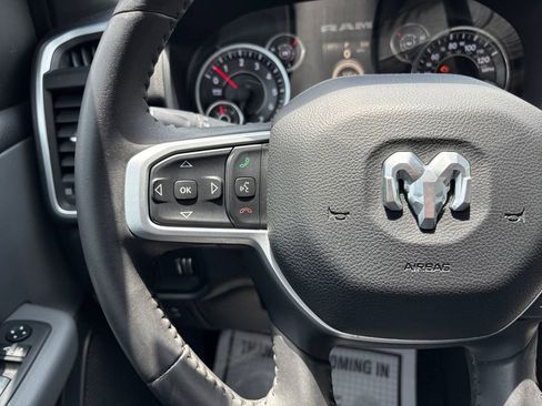 Used 2021 RAM 1500 Big Horn RWD image 21