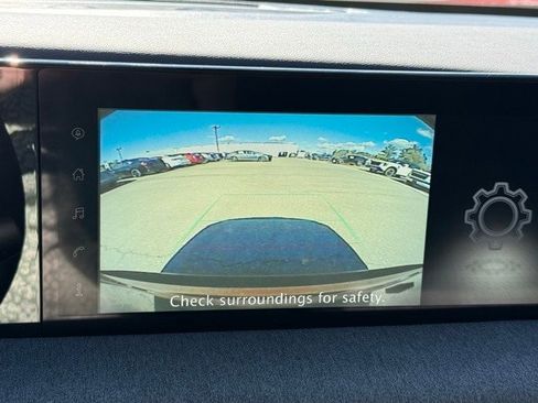 New 2025 Nissan Kicks SV image 29