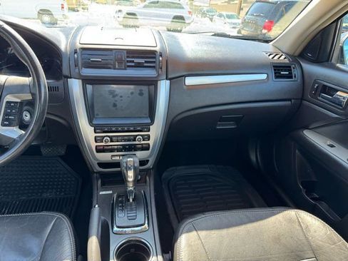 Used 2011 Ford Fusion SEL w/ 302A Rapid Spec Order Code image 24