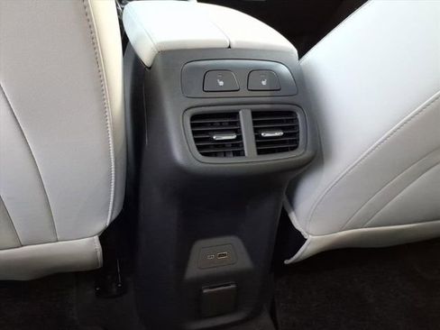 New 2025 Buick Envision Avenir image 17