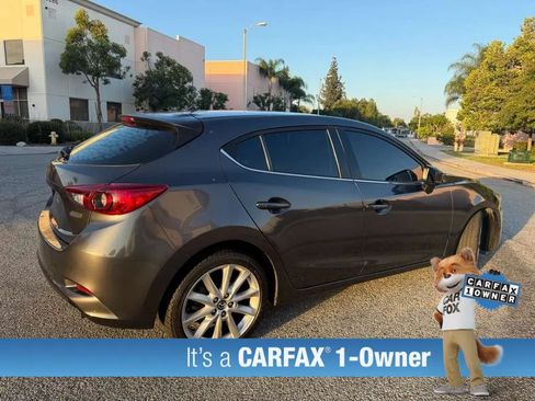 Used 2017 MAZDA MAZDA3 Touring FWD image 4