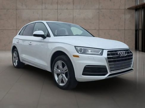 Used 2018 Audi Q5 2.0T Premium image 2