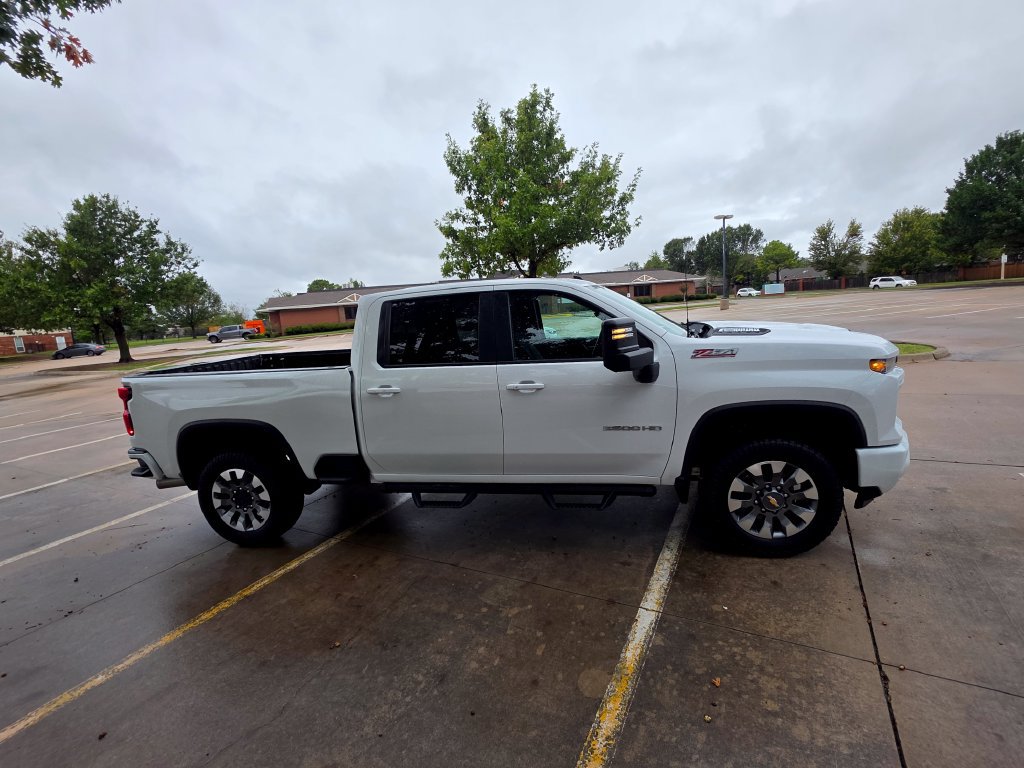 Used 2024 Chevrolet Silverado 3500 LT w/ Texas Edition AWD/4WD image 34