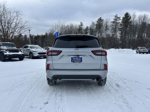 Certified 2023 Ford Escape ST-Line image 4