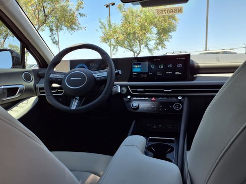 New 2026 Hyundai Sonata SEL FWD image 10