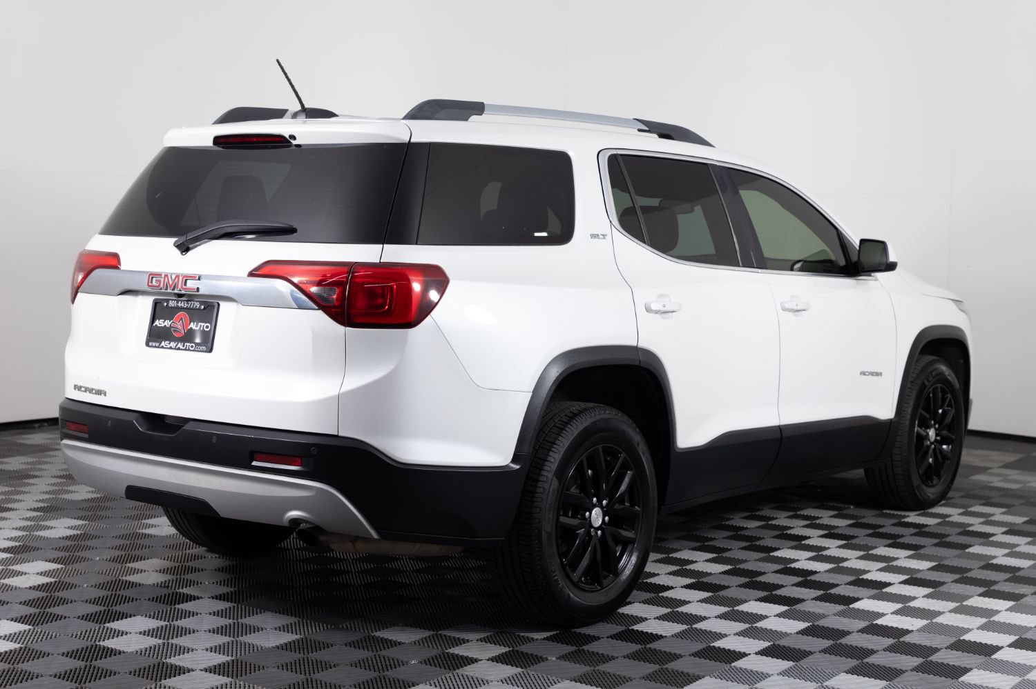Used 2018 GMC Acadia SLT FWD image 7