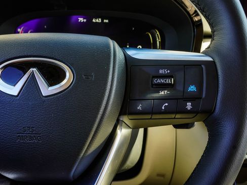 Certified 2026 INFINITI QX60 Luxe w/ Family Package FWD image 31