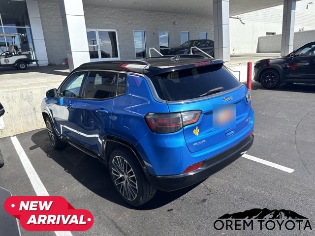 Used 2022 Jeep Compass Limited w/ Elite Group AWD/4WD image 8