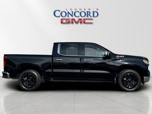 Used 2023 Chevrolet Silverado 1500 LTZ w/ LTZ Premium Package image 3