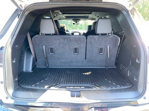 Used 2023 Chevrolet Traverse Premier w/ Redline Edition image 34