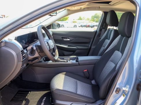 New 2026 Nissan Sentra SV w/ SV Convenience Package FWD image 7