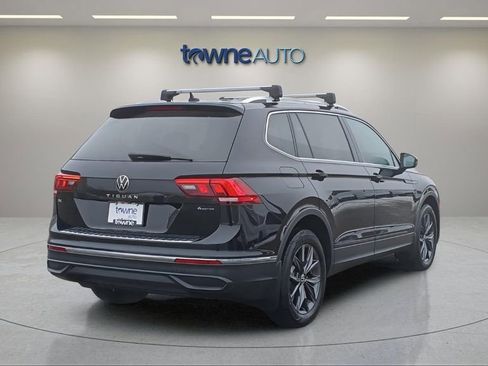 Used 2022 Volkswagen Tiguan SE image 5