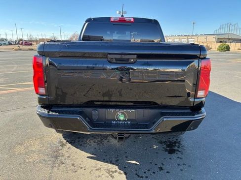 Used 2024 Chevrolet Colorado ZR2 w/ ZR2 Convenience Package III image 5