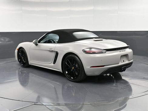 New 2025 Porsche 718 Boxster RWD image 3