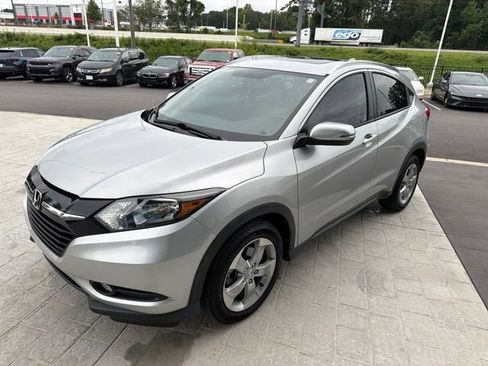 Used 2016 Honda HR-V EX-L image 2