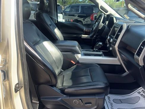 Used 2018 Ford F150 Lariat w/ Equipment Group 502A Luxury AWD/4WD image 13