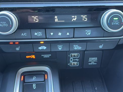 Used 2019 Honda Insight Touring image 20