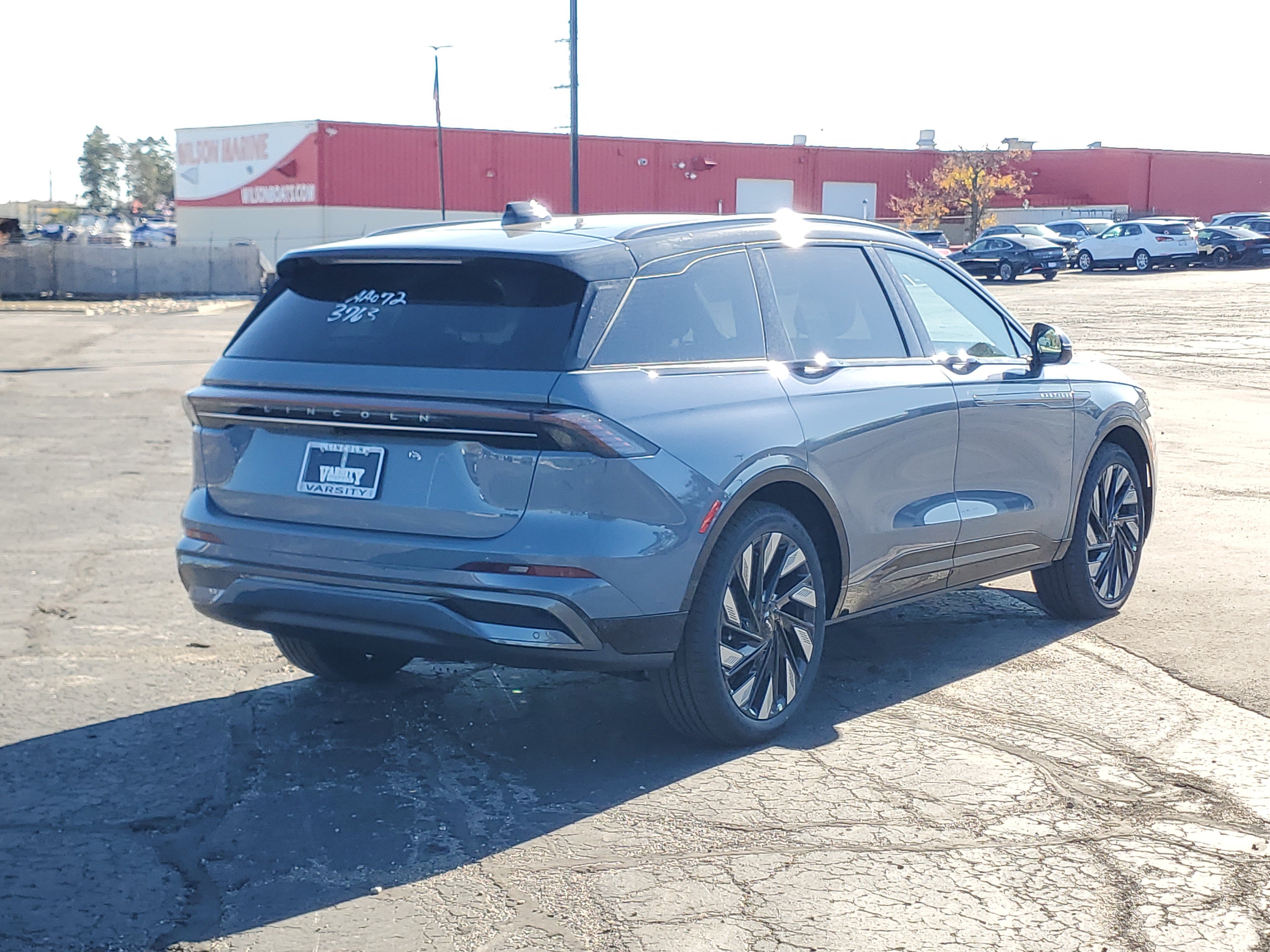 New 2026 Lincoln Nautilus Reserve AWD/4WD image 4