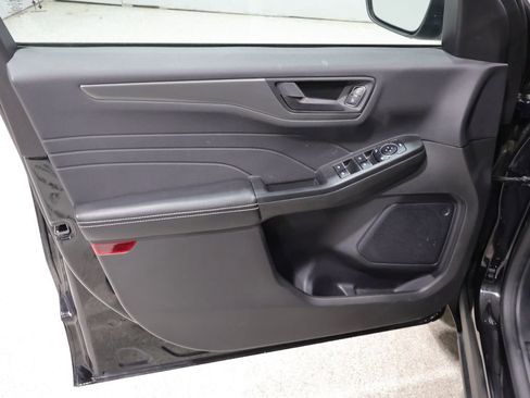 Used 2023 Ford Escape Active AWD/4WD image 10