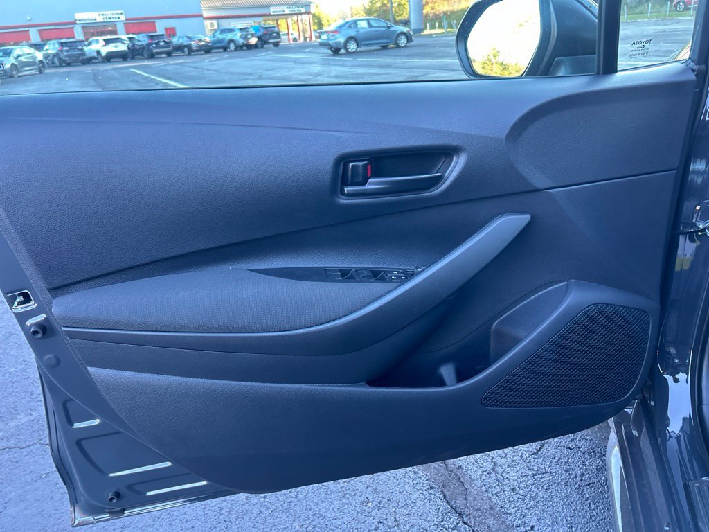 New 2027 Toyota Corolla LE FWD image 10