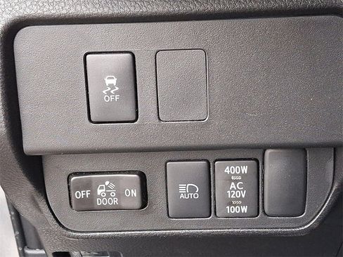 Used 2023 Toyota Tacoma TRD Sport image 25