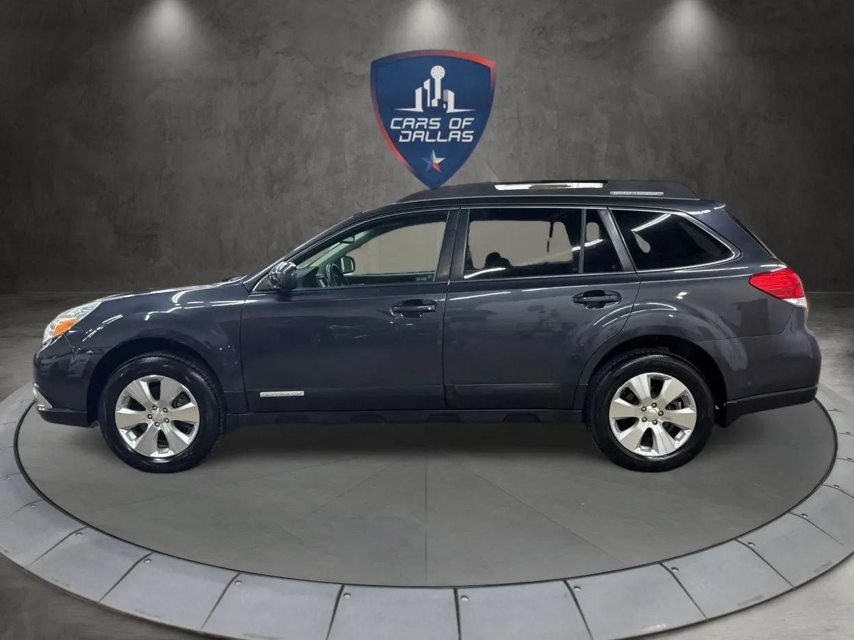 Used 2011 Subaru Outback 3.6R Limited AWD/4WD image 2
