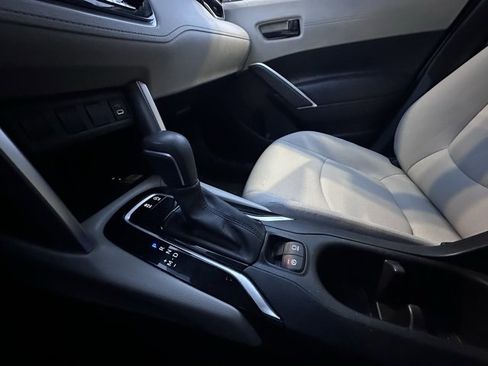 Used 2023 Toyota Corolla Cross LE image 15