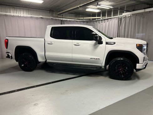 Used 2023 GMC Sierra 1500 AT4X image 8