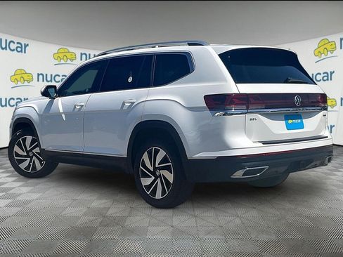 Used 2025 Volkswagen Atlas SEL AWD/4WD image 4