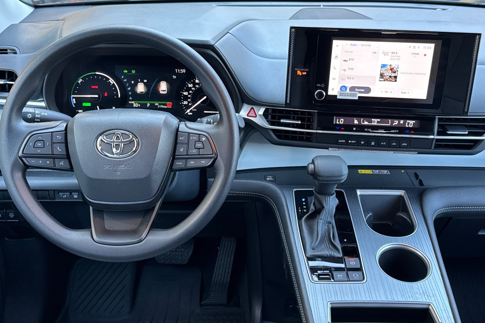 Certified 2026 Toyota Sienna LE FWD image 20